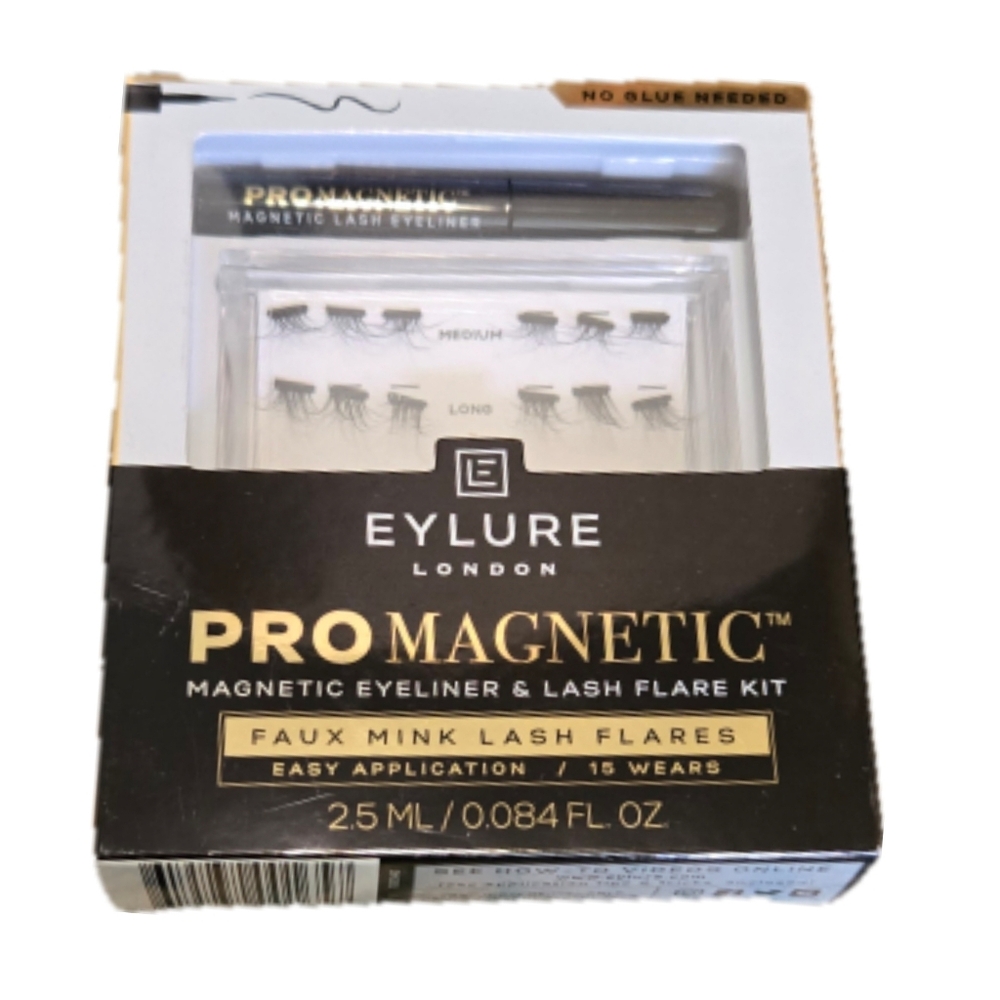 Eylure Pro Magnetic Faux Mink Lash Flares Kit With Eyeliner